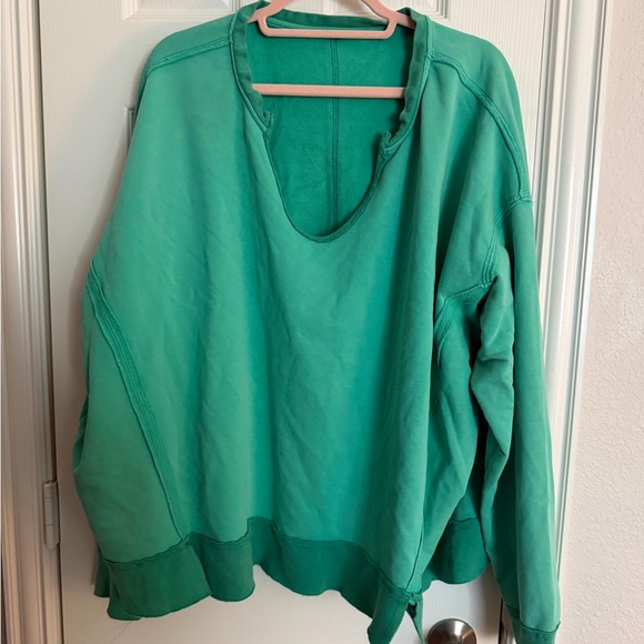 Free People Dupe Green Raw Hem Sweatshirt Oversized Notch Neck Boho Pullover - Picture 2 of 6
